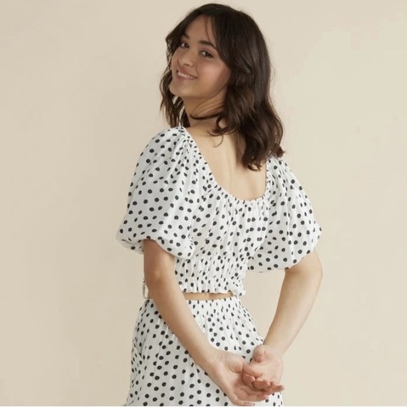 MINKPINK Tops - MINKPINK White Polka Dot Puff Sleeve Blouse XS NWT